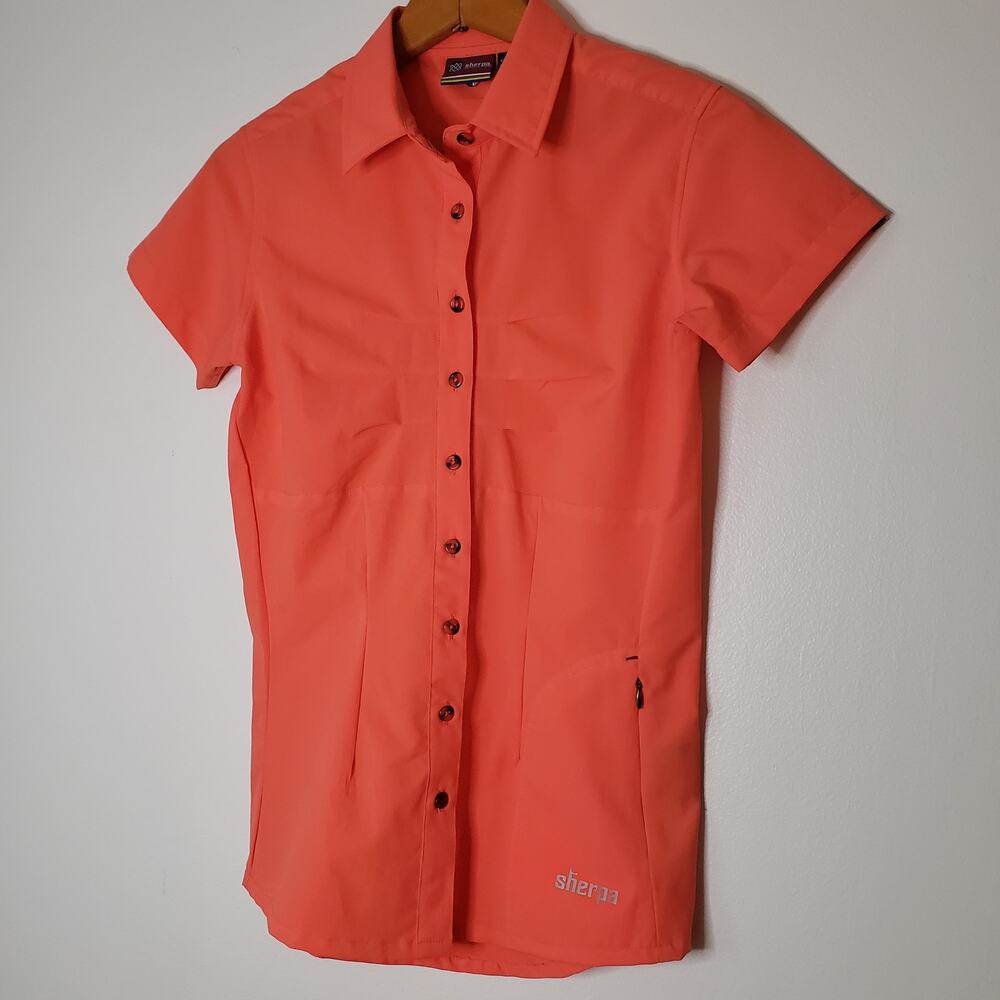Sherpa Adventure Gear Hiking Short Sleeve Buttondown Top Coral Fitted Size XS